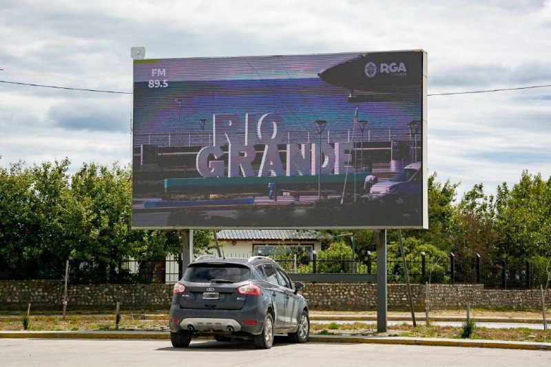 MÁS RECITALES EN LA PANTALLA DEL PARQUE DE LOS 100 AÑOS