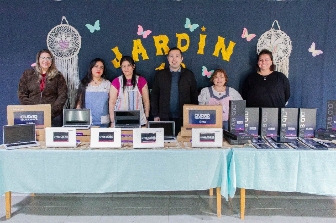 EL JARDIN N°12 SE SUMA A LA RED DE NODOS DE INCLUSIÓN TECNOLÓGICA