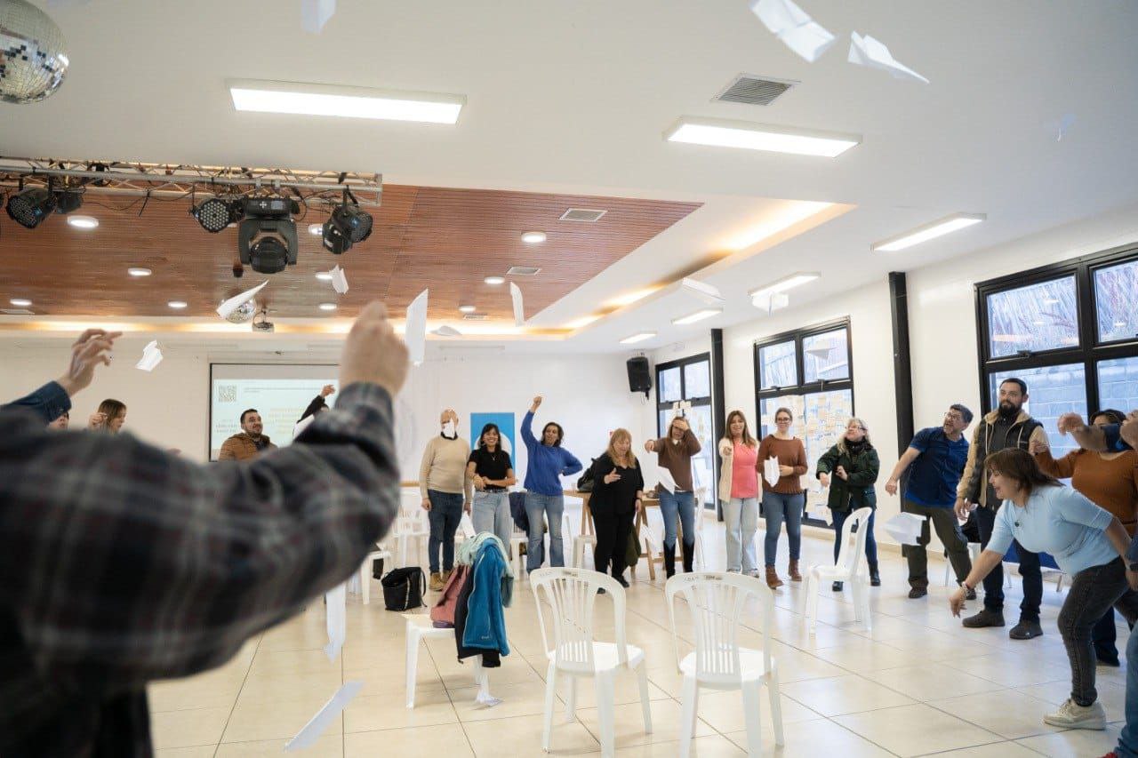 CIENTOS DE VECINOS Y VECINAS PARTICIPARON EN LA PRIMERA SEMANA DE “USHUAIA TE ESCUCHA”