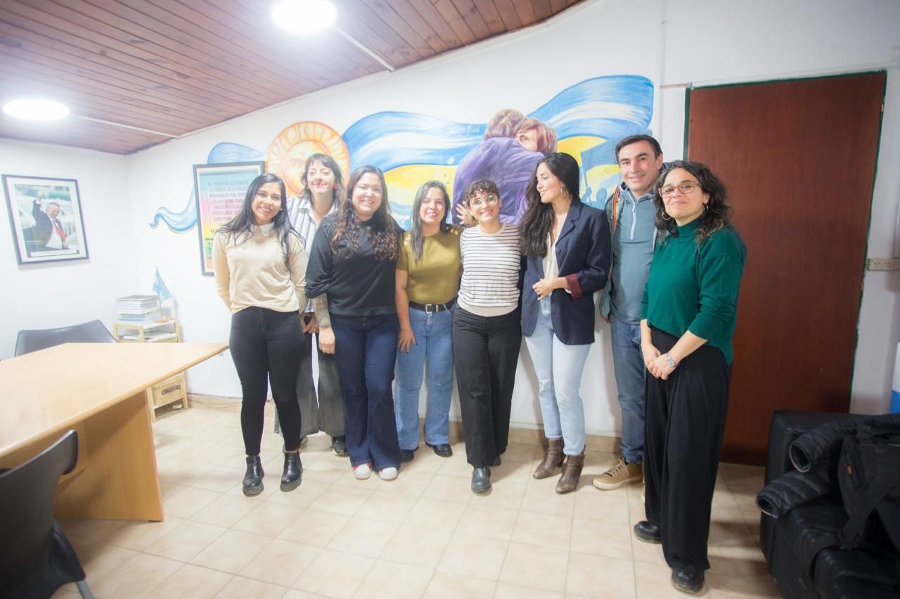LA SECRETARIA DE CULTURA Y EDUCACIÓN LLEVÓ ADELANTE UNA REUNIÓN CON LA ARTISTA MURAL MERCEDES CHIESA