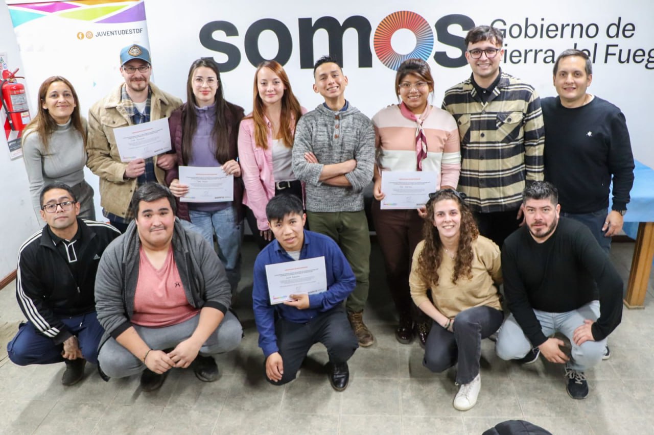 CULMINÓ LA PRIMERA EDICIÓN DEL TALLER “MI PRIMERA PARRILLA” PARA JÓVENES DE TOLHUIN