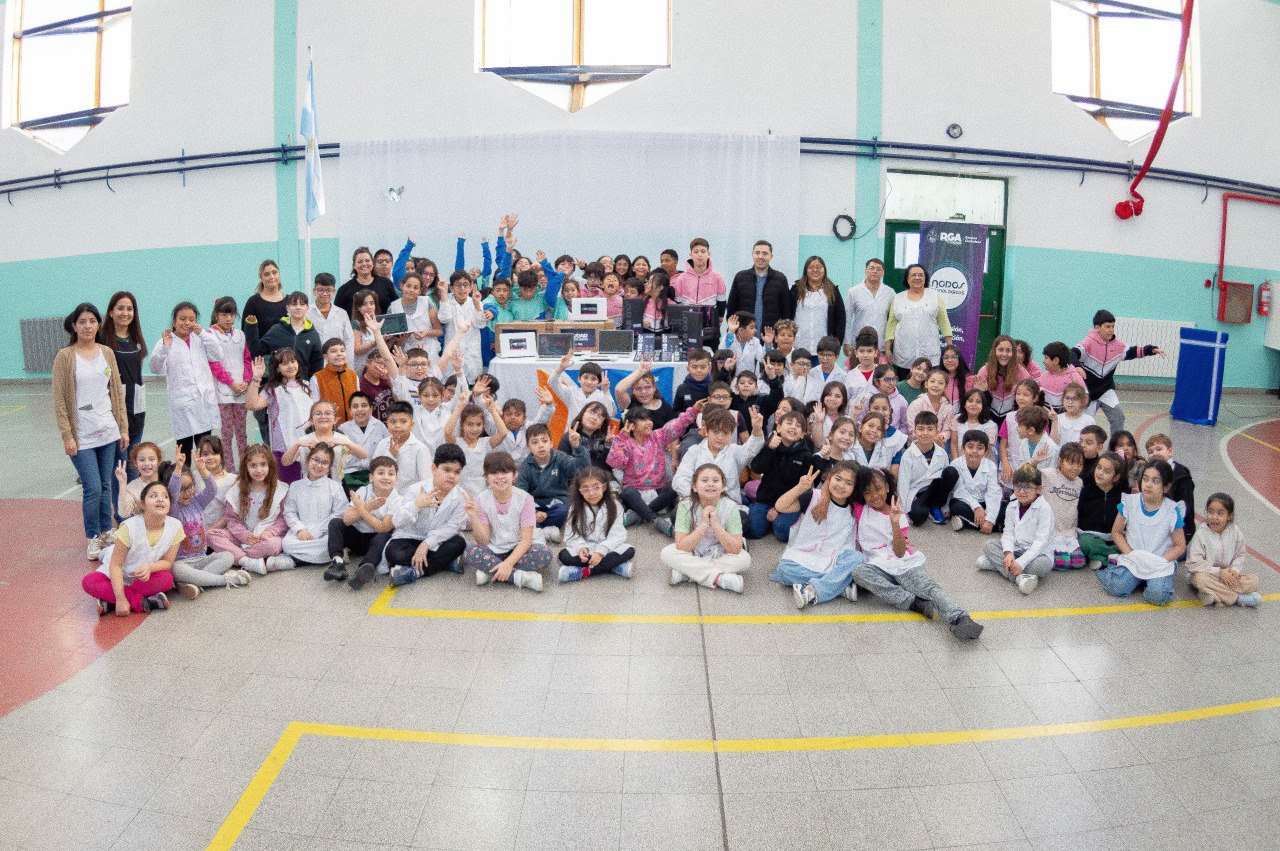 LA ESCUELA N.° 8 SE SUMA A LA RED DE NODOS DE INCLUSIÓN TECNOLÓGICA