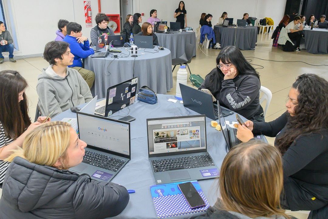 GRAN CONVOCATORIA EN LA “GAME JAM: DESARROLLADORAS” ORGANIZADA POR EL CFI Y LA AGENCIA DE INNOVACIÓN