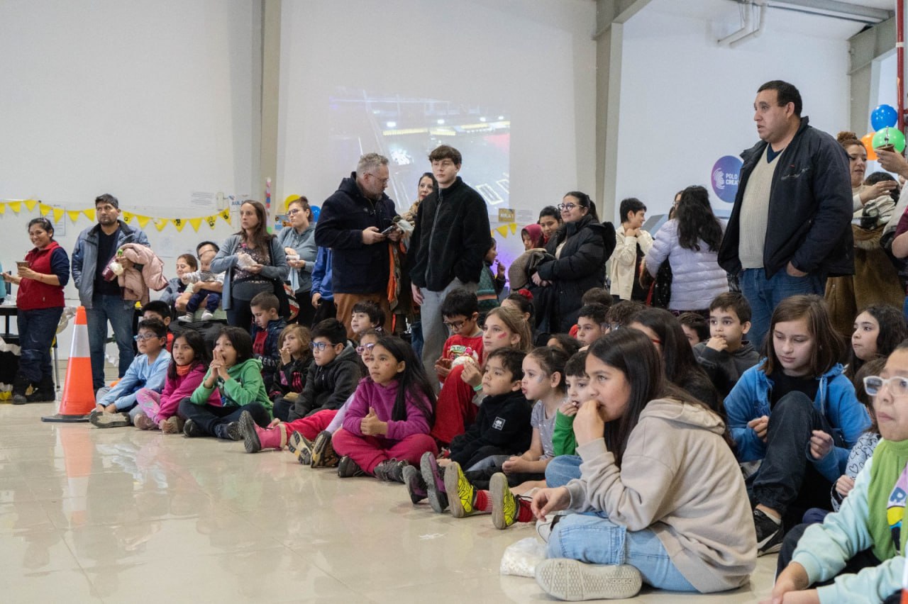 LOS POLOS CREATIVOS FESTEJARON SU 4° ANIVERSARIO EN USHUAIA Y RÍO GRANDE