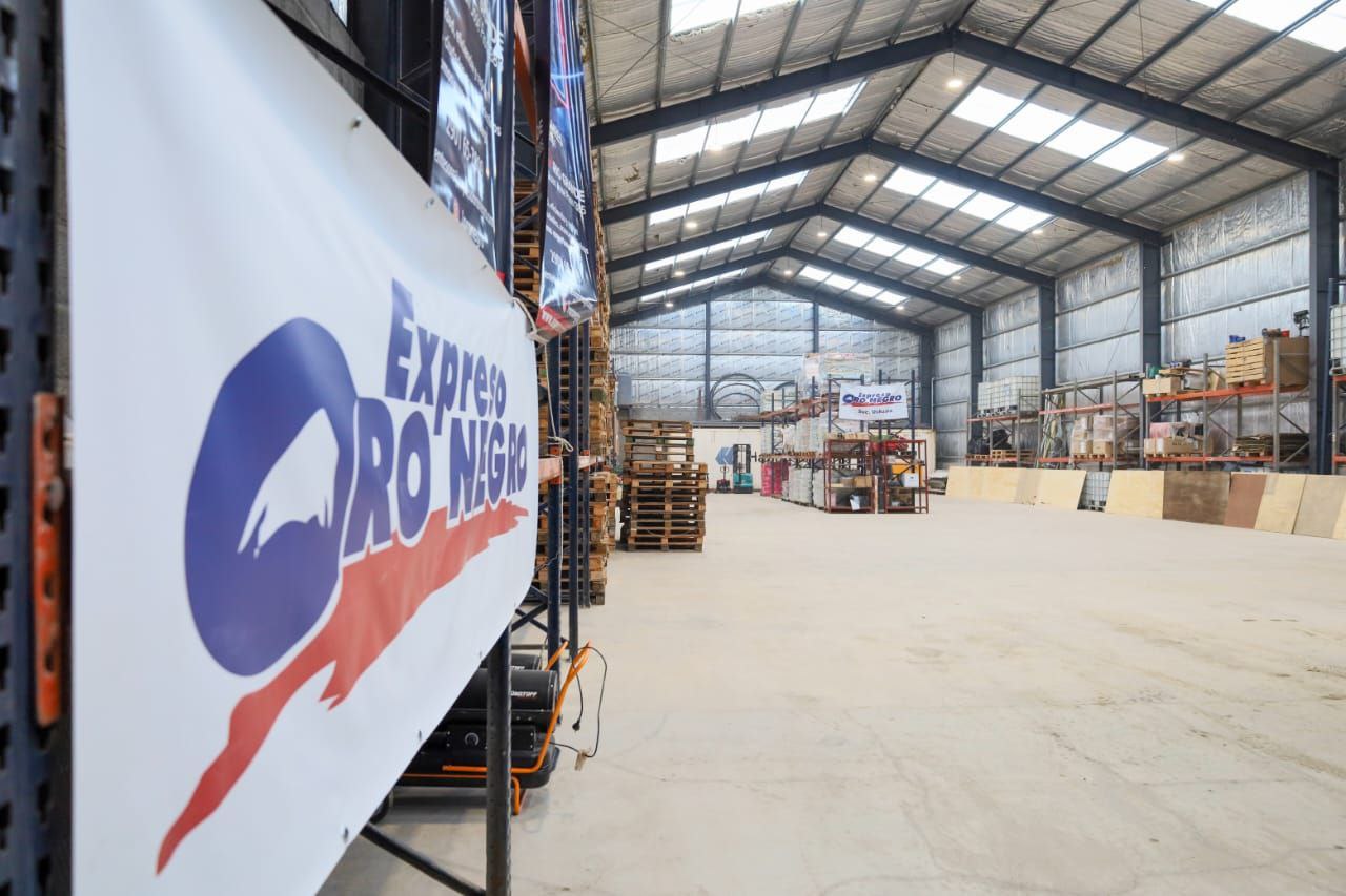 VUOTO RECORRIÓ LAS NUEVAS INSTALACIONES DE LA EMPRESA ORO NEGRO