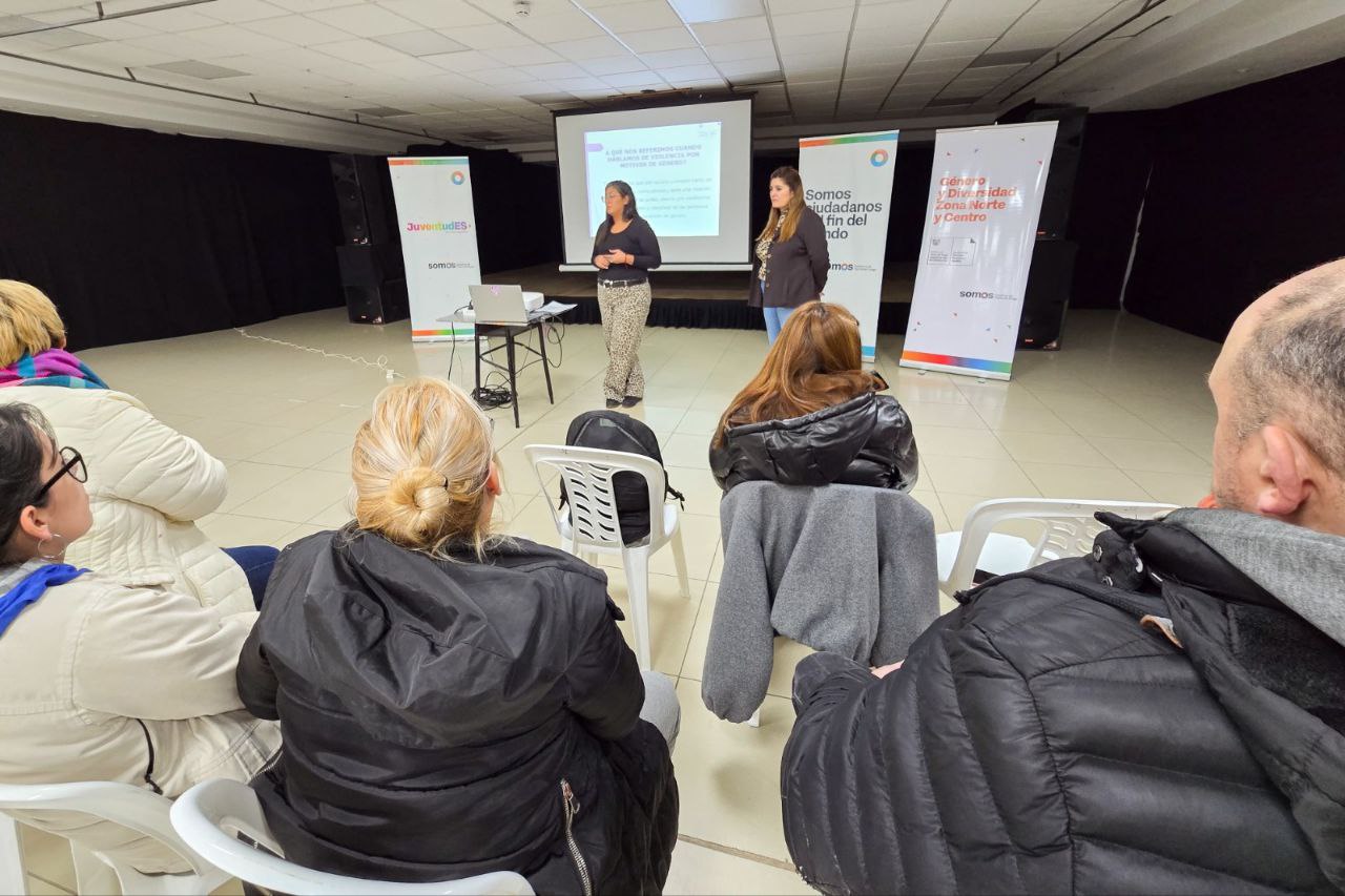 PERSONAL DEL SINDICATO DE TRABAJADORES DE CONTROL DE ADMISIÓN Y PERMANENCIA SE CAPACITA EN PERSPECTIVA DE GÉNERO