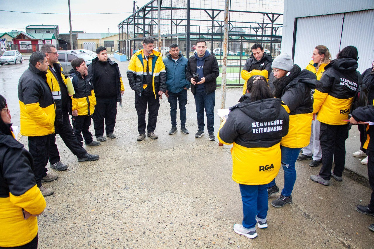 EL MUNICIPIO PROMUEVE LA TENENCIA RESPONSABLE DE MASCOTAS EN EL B° MALVINAS ARGENTINAS