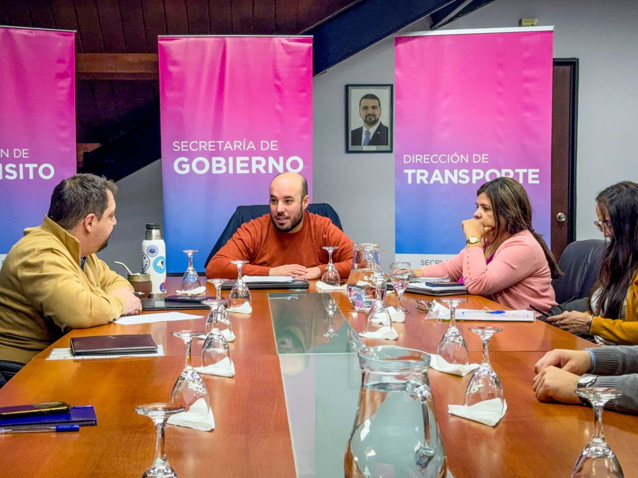VOLVIÓ A REUNIRSE EL CONSEJO ASESOR DE SEGURIDAD VIAL PARA REGULAR EL TRANSPORTE DE PASAJEROS