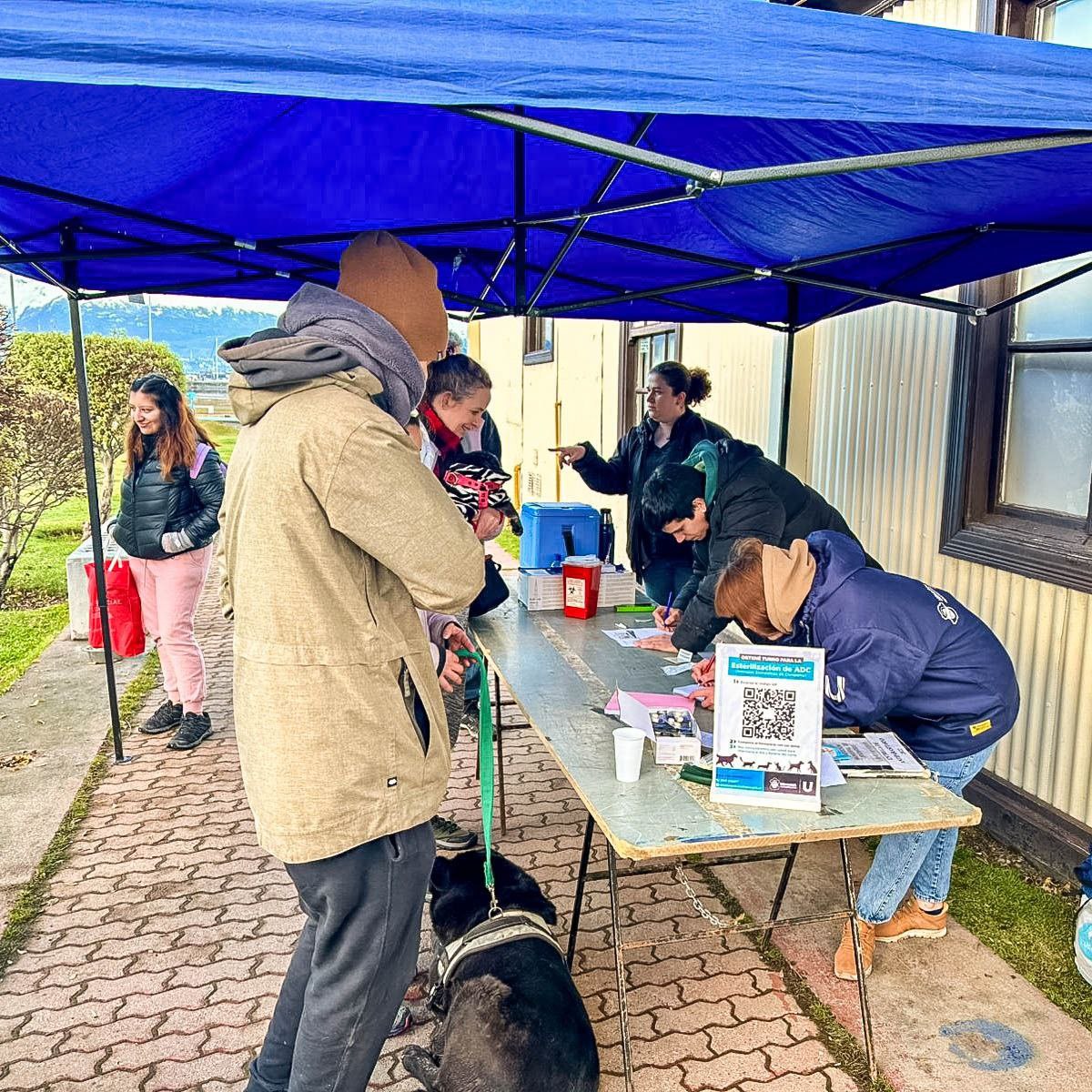 LA MUNICIPALIDAD DE USHUAIA ACOMPAÑÓ LA CANINATA CONMEMORATIVA DEL DÍA DEL PERRO Y DEL BOMBERO VOLUNTARIO