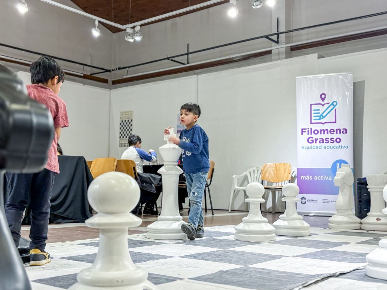 LA MUNICIPALIDAD DE USHUAIA LLEVÓ ADELANTE EL 2° ENCUENTRO DE AJEDREZ EDUCATIVO “CABALLITO DE PAPEL”