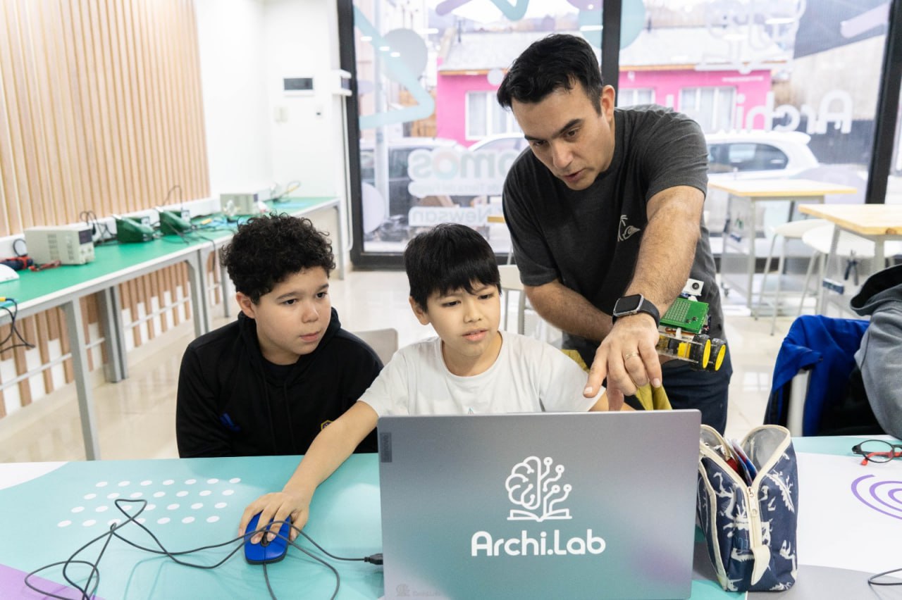 ARCHI-INNOVA: DONDE LAS INFANCIAS FUEGUINAS SE CONVIERTEN EN INVENTORES, APRENDIENDO Y CREANDO