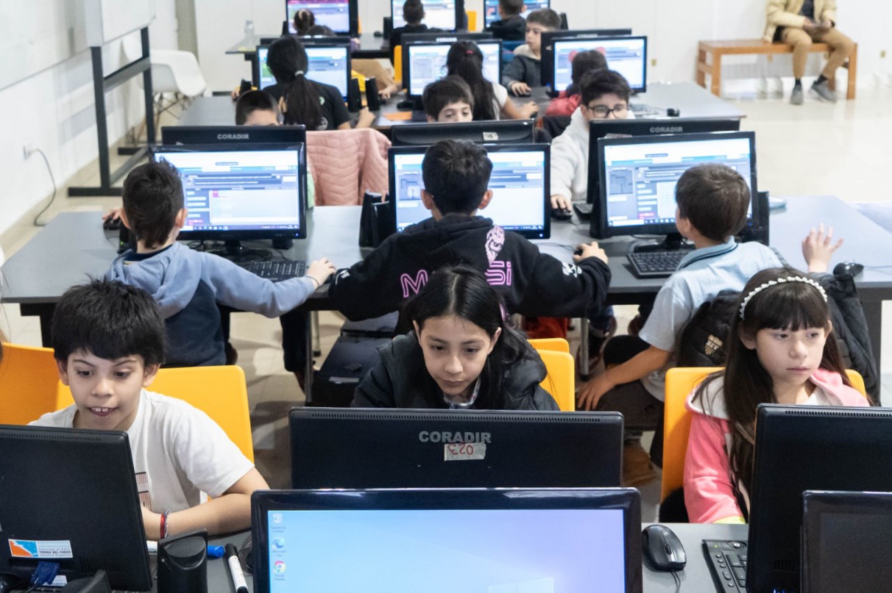INVIERNO TDF: MÁS DE 2.500 PERSONAS VIVIERON DOS SEMANAS DE JUEGO, APRENDIZAJE Y ENCUENTRO EN TODA LA PROVINCIA