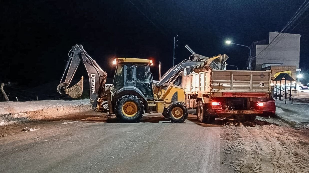 MÁS DE 350 PERSONAS TRABAJAN EN EL OPERATIVO INVIERNO EN USHUAIA