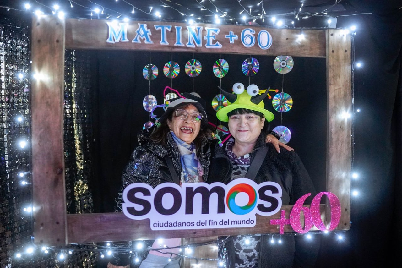 CON GRAN PARTICIPACIÓN DE ADULTOS MAYORES SE REALIZÓ EN RÍO GRANDE LA MATINÉ +60