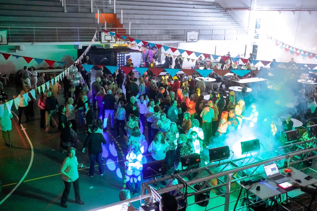 MATINÉ +60 LLEGA A USHUAIA: UNA PROPUESTA PARA CELEBRAR EL ENCUENTRO ENTRE GENERACIONES