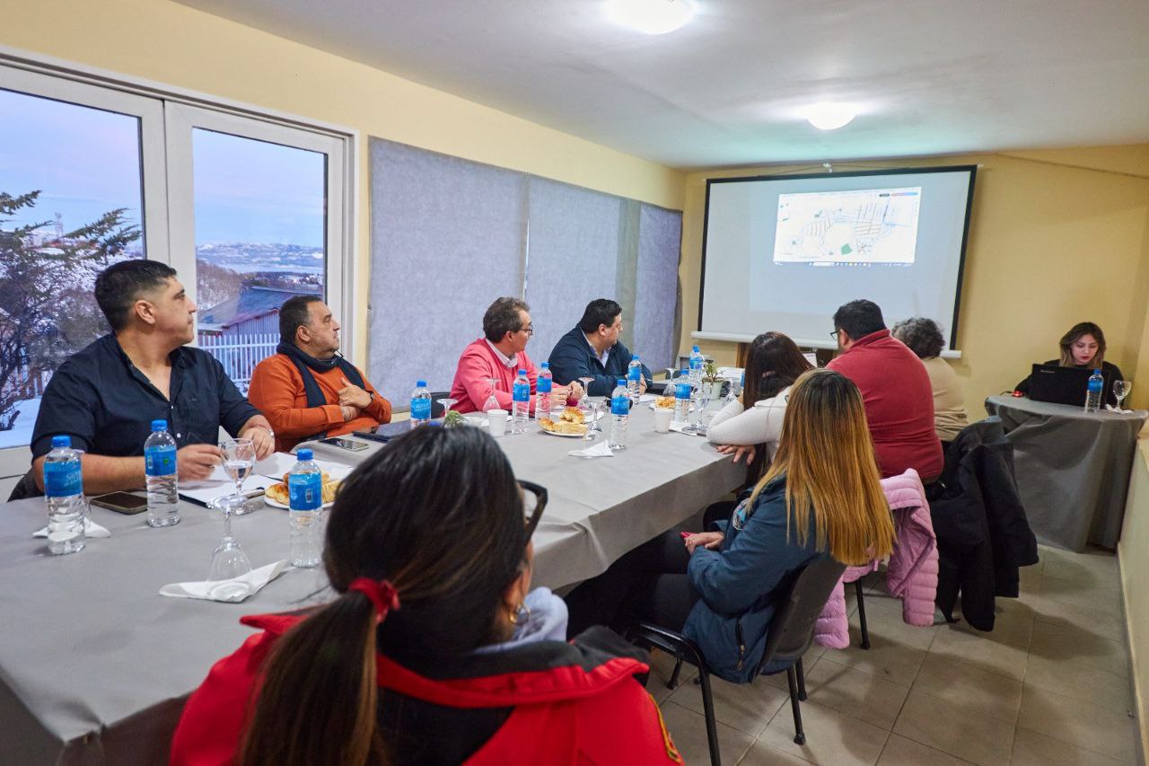 SE EVALUARON CAMBIOS DE SENTIDO DE CALLES EN DISTINTOS BARRIOS DE USHUAIA