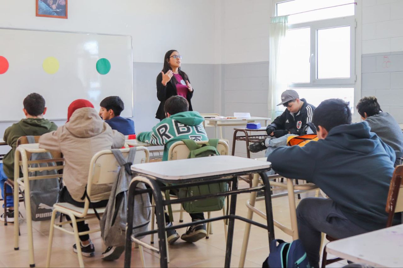 EDUCACIÓN CONTINÚA REFORZANDO SU COMPROMISO CON LA CONVIVENCIA ESCOLAR EN EL NIVEL SECUNDARIO