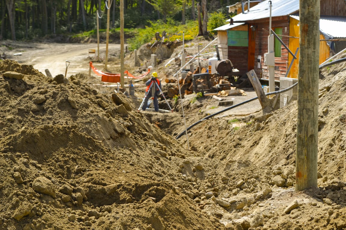 GRACIAS AL TRABAJO DE LOS ÚLTIMOS CUATRO AÑOS TOLHUIN LLEGÓ AL 90% DE SU POBLACIÓN CON ACCESO A LA RED DE AGUA Y CLOACAS