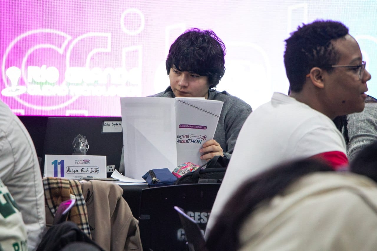DIGITAL HACKATHON: 