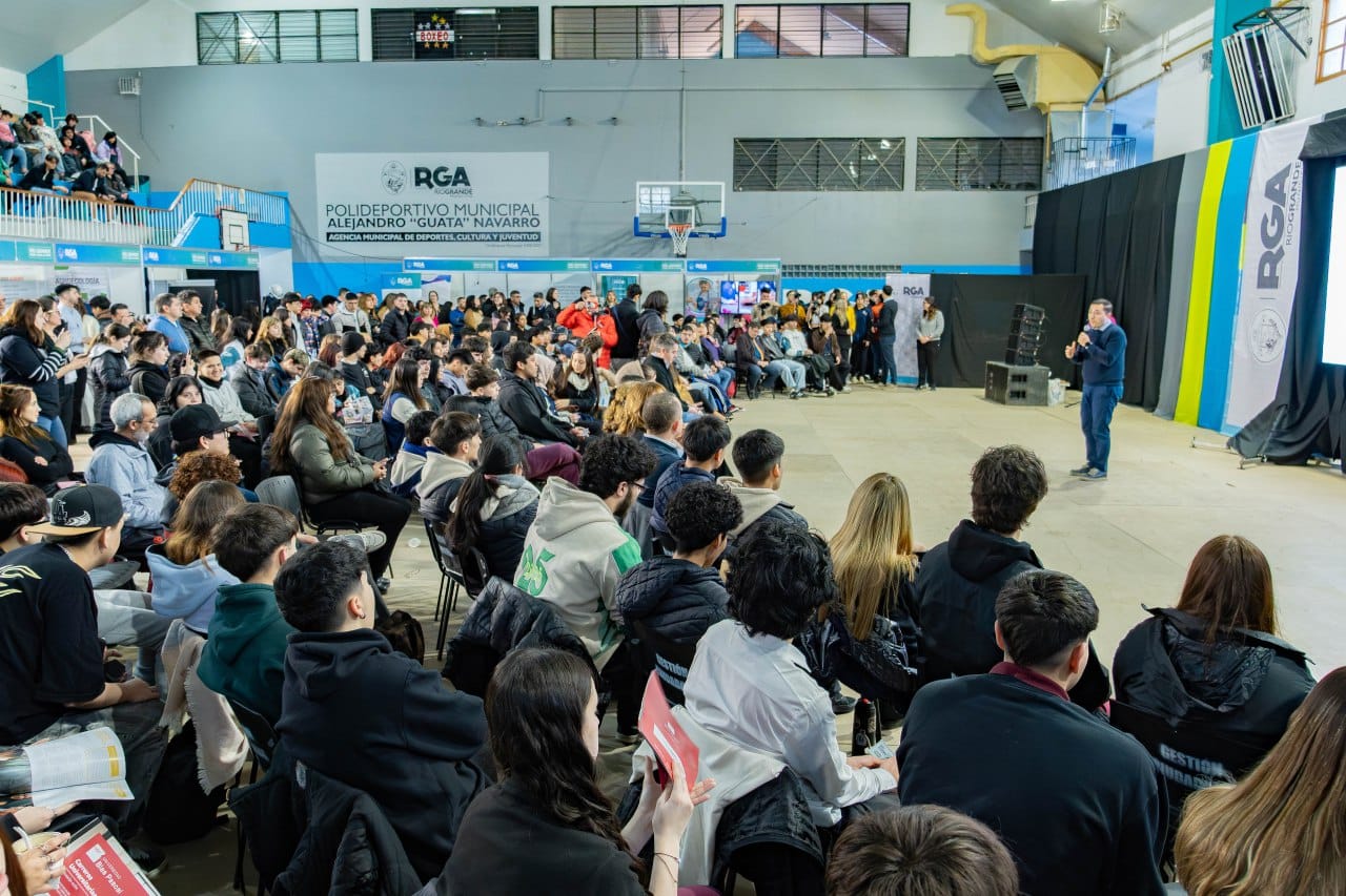 EXPO ACADÉMICA: “CONSTRUYAN ESA RÍO GRANDE Y ESE CAMINO DE OPORTUNIDADES PARA USTEDES MISMOS