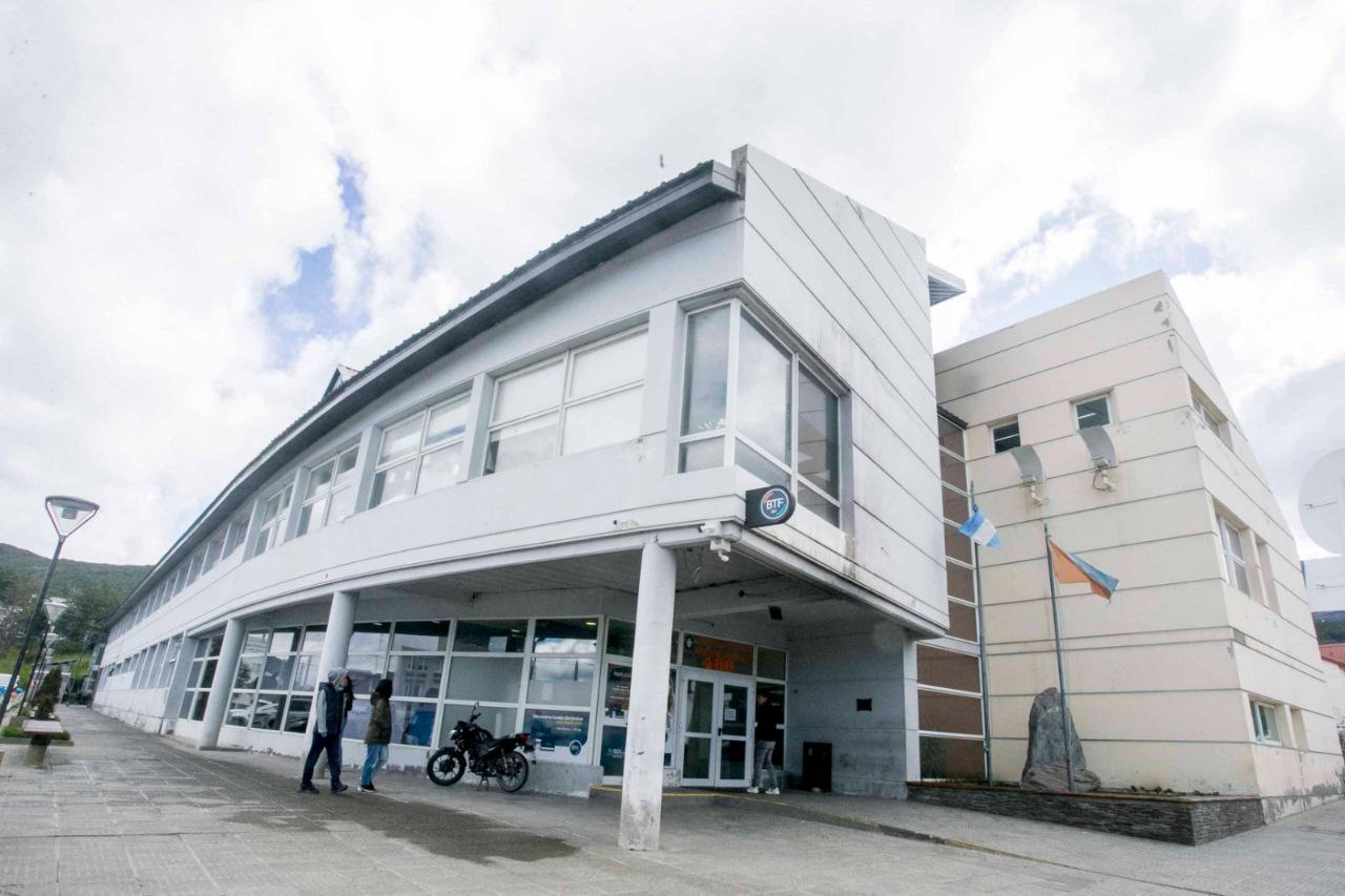 LA MUNICIPALIDAD DE USHUAIA DESAFECTARÁ AL CONTRATADO QUE LESIONÓ A UNA JOVEN EL FIN DE SEMANA