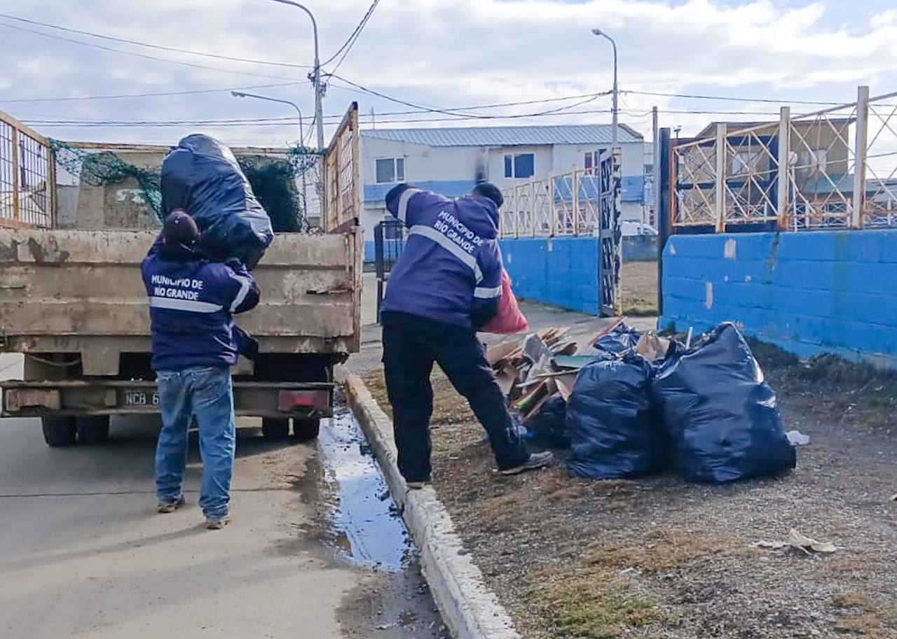 EL MUNICIPIO SOLICITA RECAUDOS EN EL DESCARTE DE RESIDUOS