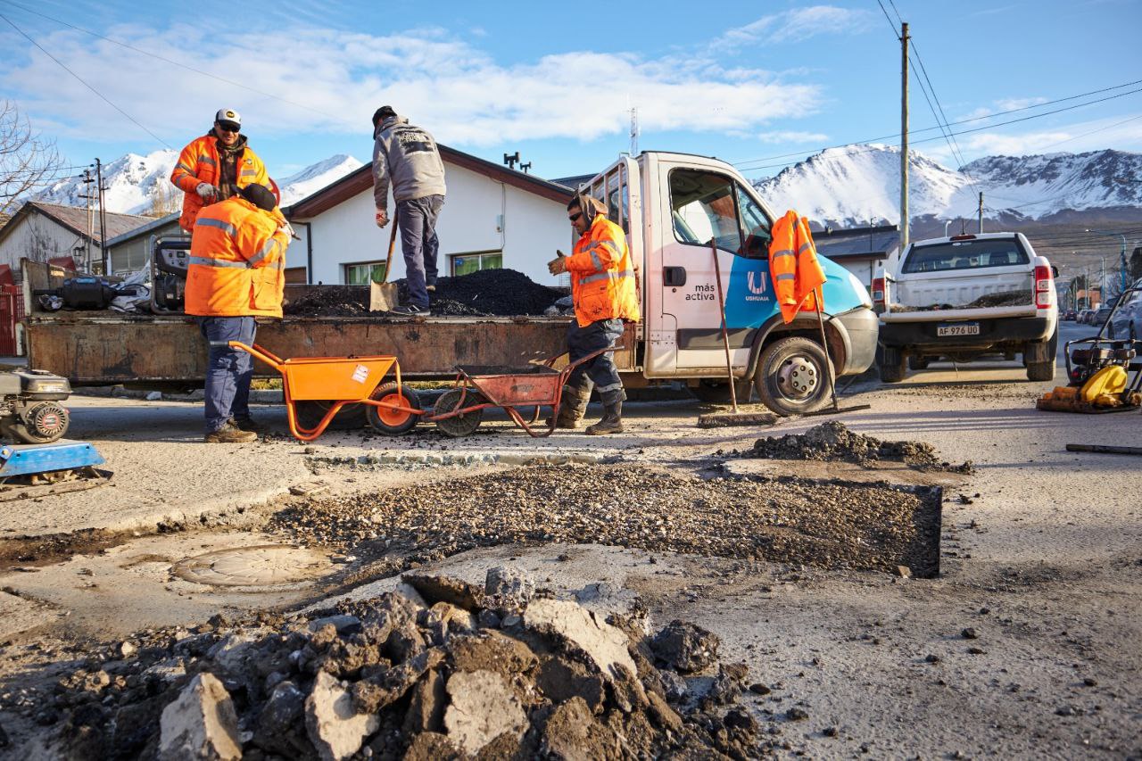 PLAN MUNICIPAL DE RECUPERACIÓN VIAL: BORGNA DESTACÓ LA CONTINUIDAD DE LOS TRABAJOS DE BACHEO