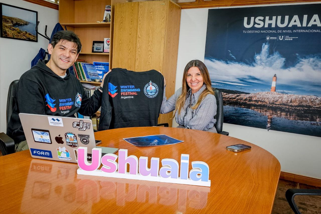 VIVIANA MANFREDOTTI DIJO QUE “LA NATACIÓN DE INVIERNO PERMITIRÁ A USHUAIA SER PARTE DE NUEVOS CALENDARIOS INTERNACIONALES DE TURISMO DEPORTIVO”