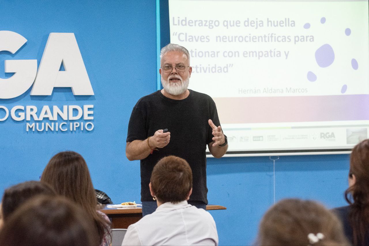 EL MUNICIPIO PROMUEVE HERRAMIENTAS DE LIDERAZGO PARA EQUIPOS DE GESTIÓN EDUCATIVA DE RÍO GRANDE