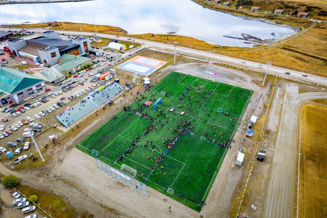 INSTITUCIONES USHUAIENSES PODRÁN SOLICITAR EL USO DE LOS ESPACIOS DEPORTIVOS MUNICIPALES AL AIRE LIBRE