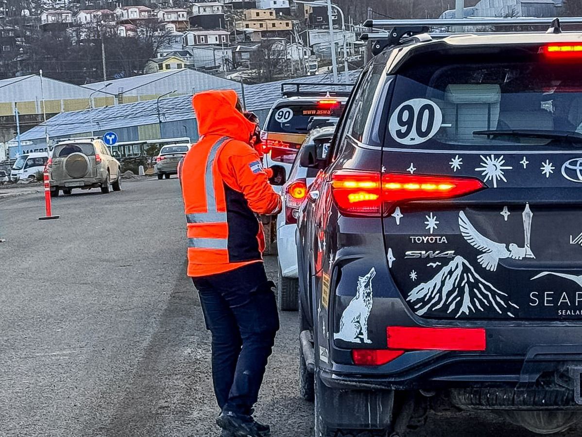 LA DIRECCIÓN DE TRANSPORTE CONTINÚA REALIZANDO CONTROLES VEHICULARES EN USHUAIA