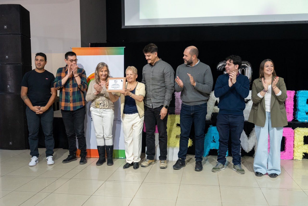 EL HOGAR DE DÍA “LAZOS DE AMOR” CELEBRÓ SU 30° ANIVERSARIO