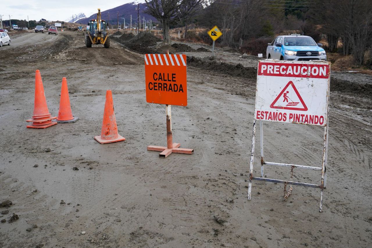 MEJORAMIENTO VIAL EN LA INTERSECCIÓN DE LA RUTA NACIONAL N°3 Y PABLO RODRÍGUEZ