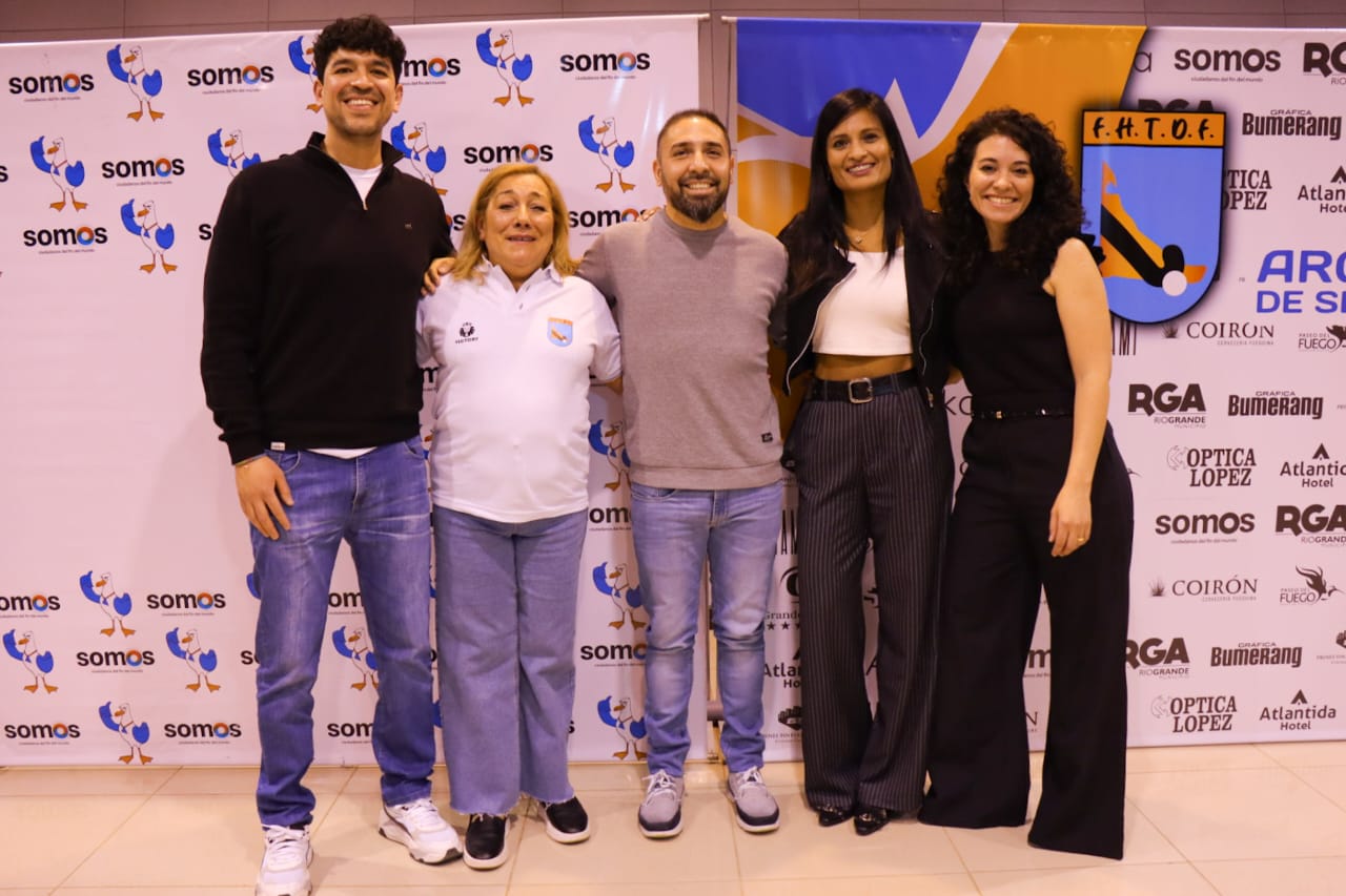 SE REALIZÓ EN RIO GRANDE EL LANZAMIENTO DEL CAMPEONATO ARGENTINO DE SELECCIONES MAYORES DAMAS, CABALLEROS Y SUB 19 DE HOCKEY PISTA