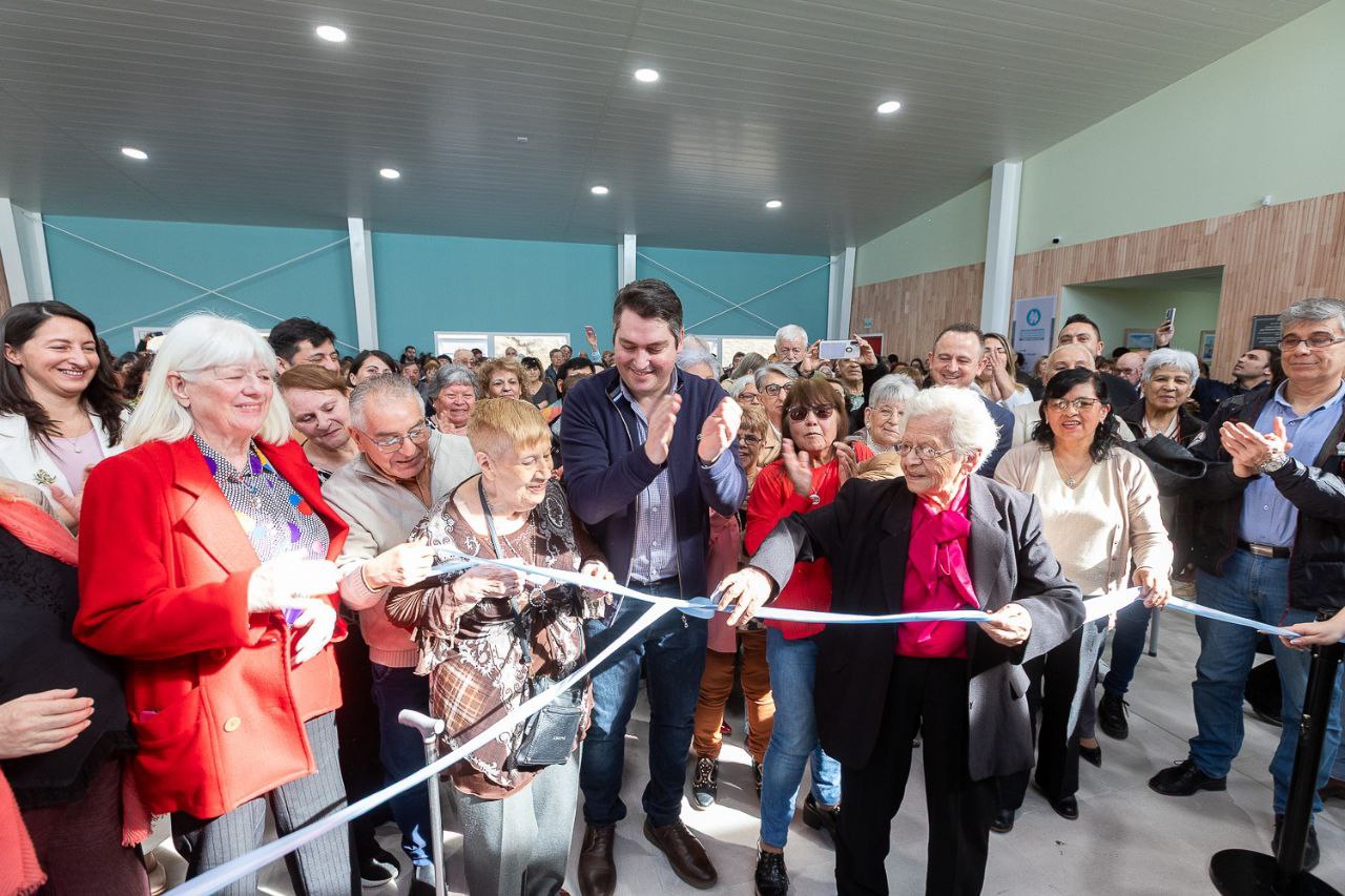 RÍO GRANDE ABRAZA A SUS MAYORES: INAUGURARON El CENTRO DE BIENESTAR “PAPA FRANCISCO”