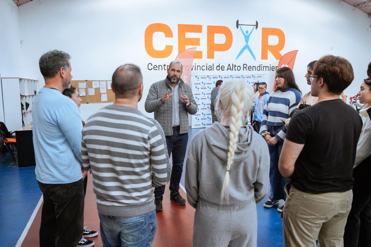 AGUSTÍN TITA: “CERCA DE 300 JÓVENES DEPORTISTAS FUEGUINOS VAN A PODER ESTAR PRESENTES EN LOS PRÓXIMOS EVITA, GRACIAS A UN ESTADO PROVINCIAL CERCANO”