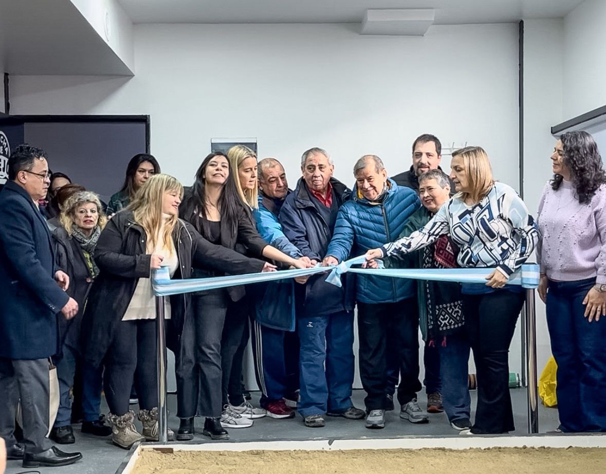 LA MUNICIPALIDAD INAUGURÓ LA PRIMERA CANCHA DE TEJO TECHADA EN EL MARCO DEL MES DE LOS JUBILADOS Y JUBILADAS