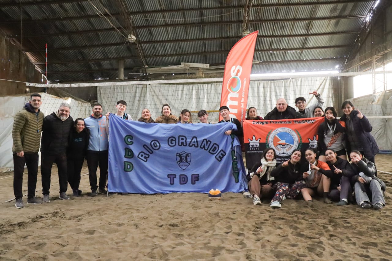 JUEGOS FUEGUINOS: COLEGIO HASPEN Y CASA DEL DEPORTE CAMPEONES DEL BEACH VÓLEY LOCAL