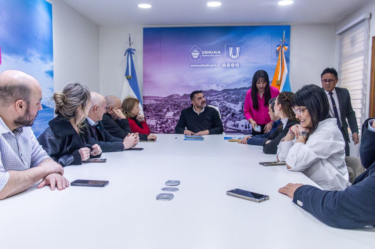 VUOTO FIRMÓ DOS CONVENIOS MARCO CON LAS DEFENSORÍAS DE LOS DERECHOS DE NIÑAS, NIÑOS Y ADOLESCENTES DE LA NACIÓN Y CÓRDOBA