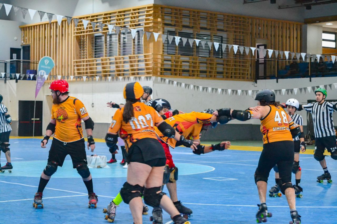 MÁS DE CIEN PATINADORES PARTICIPARON DEL TORNEO FINISTERRE DE ROLLER DERBY EN EL COCHOCHO VARGAS