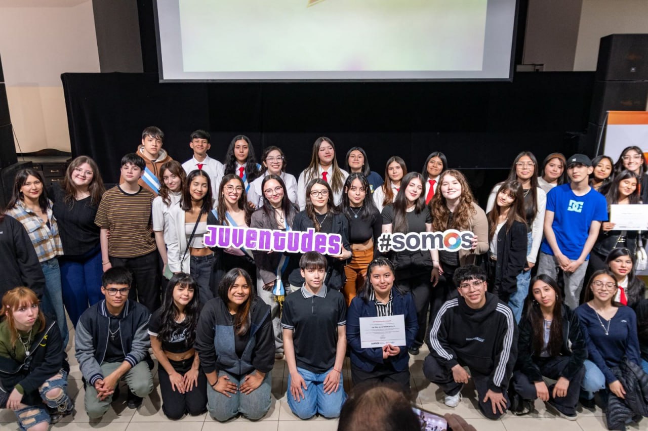 JUVENTUDES FUEGUINAS FUERON RECONOCIDAS POR SU COMPROMISO EN LOS CENTROS DE ESTUDIANTES